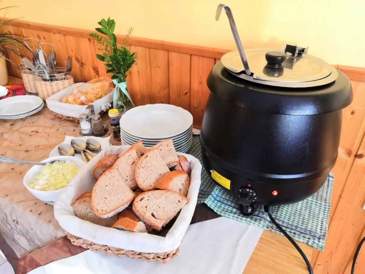 Apartman Marie Mutěnice Buitenkant foto